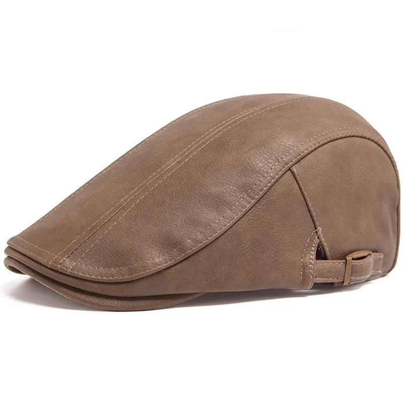Boina Inglesa de Couro Masculina Luzzano LN375 clássica, com couro premium e design elegante, perfeita para visuais casuais ou formais com conforto.