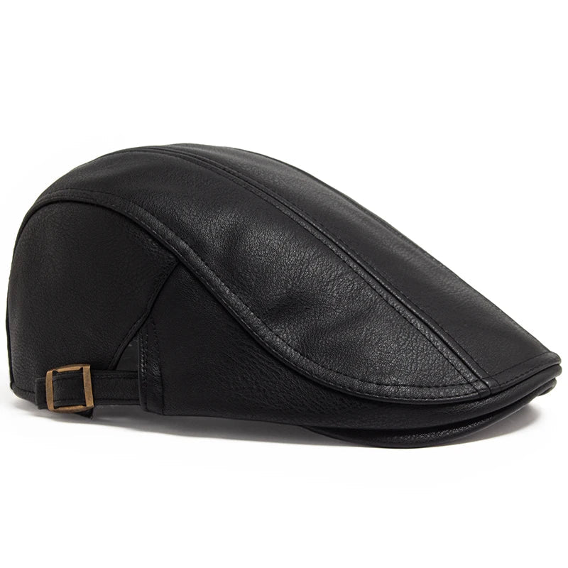 Boina Inglesa de Couro Masculina Luzzano LN375 clássica, com couro premium e design elegante, perfeita para visuais casuais ou formais com conforto.