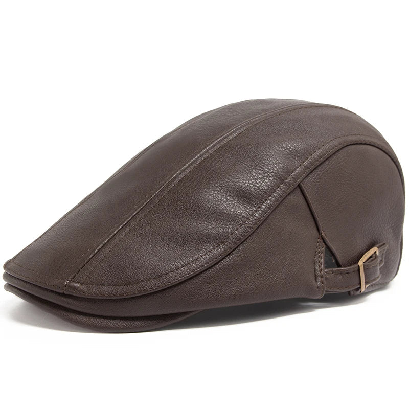 Boina Inglesa de Couro Masculina Luzzano LN375 clássica, com couro premium e design elegante, perfeita para visuais casuais ou formais com conforto.