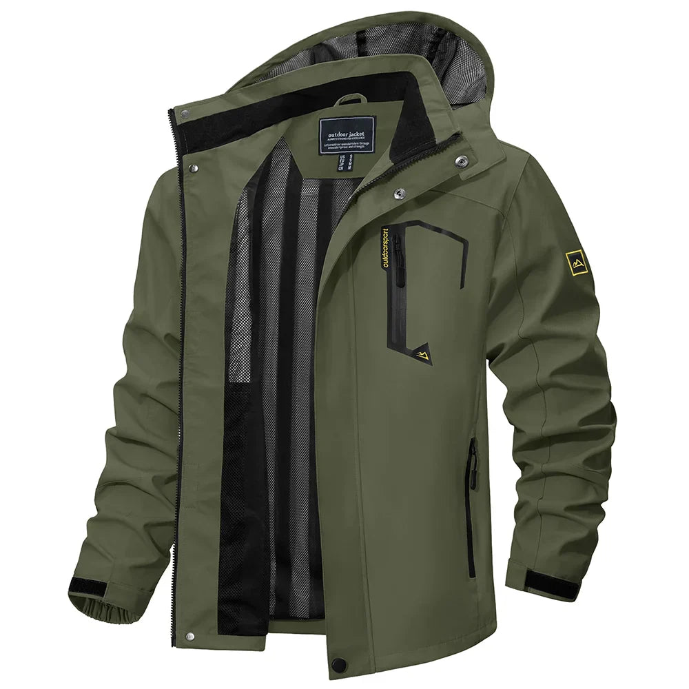Jaqueta Impermeável Masculina Luzzano LN038, com ajuste ergonômico, tecido respirável e design moderno, ideal para proteção contra chuva sem perder o estilo.