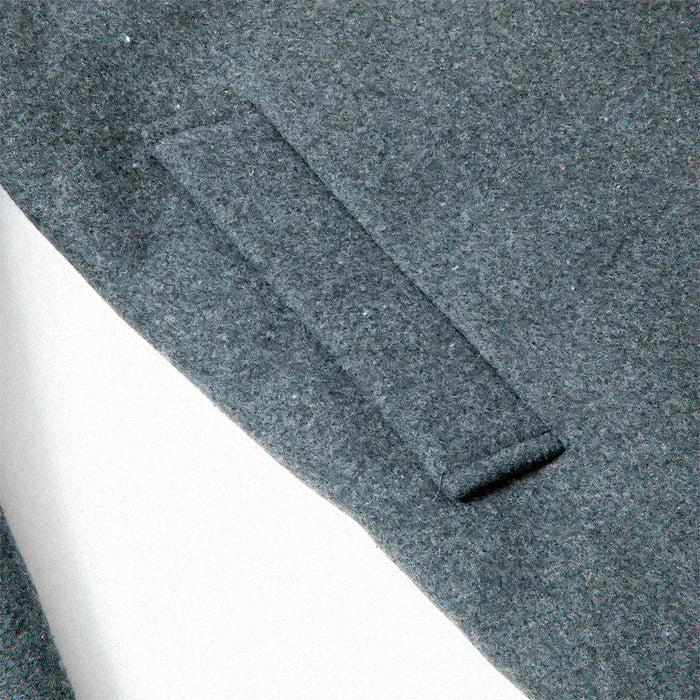 Sobretudo Masculino Curto de Lã LN205, com Lã SoftFleece®, ajuste europeu e proteção térmica para o inverno.