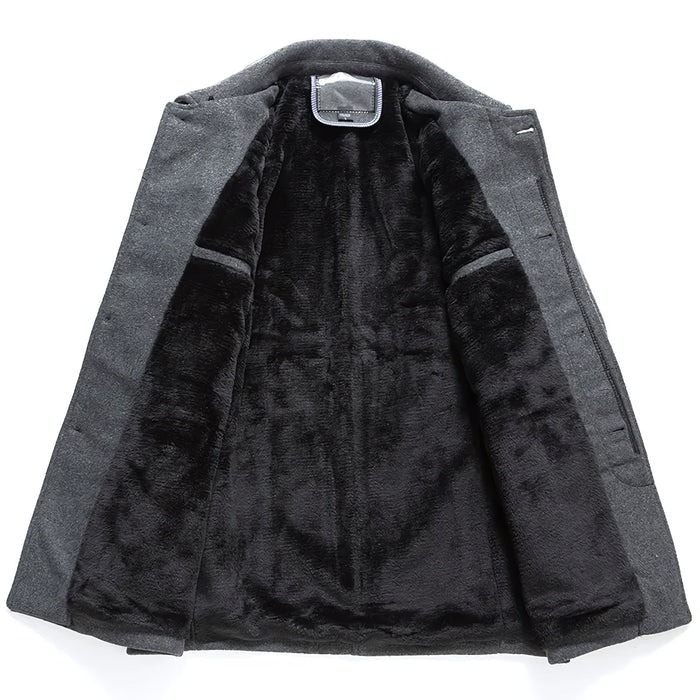 Sobretudo Masculino Curto de Lã LN205, com Lã SoftFleece®, ajuste europeu e proteção térmica para o inverno.