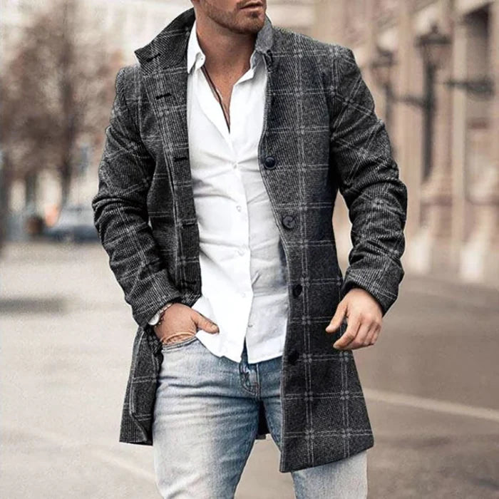 Sobretudo Masculino em Lã Luzzano LN206, ideal para climas frios, com fechamento de botões e design elegante.