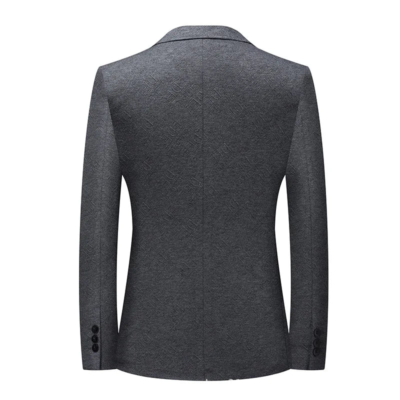 Blazer Masculino Luzzano LN028, feito em tecido elástico de malha premium, com design moderno, caimento impecável e praticidade para um visual elegante.