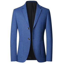 Blazer Masculino em Algodão Luzzano LN030, confeccionado em algodão respirável, com modelagem estruturada e caimento refinado para composições elegantes e versáteis.