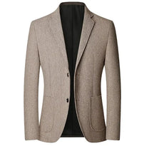 Blazer Masculino em Algodão Luzzano LN030, confeccionado em algodão respirável, com modelagem estruturada e caimento refinado para composições elegantes e versáteis.