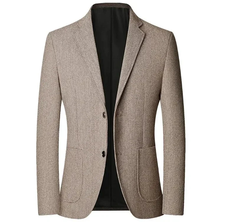 Blazer Masculino em Algodão Luzzano LN030, confeccionado em algodão respirável, com modelagem estruturada e caimento refinado para composições elegantes e versáteis.