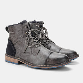 Bota Masculina em Couro Luzzano LN156, couro premium, solado emborrachado, interior acolchoado e design moderno para resistência e conforto.