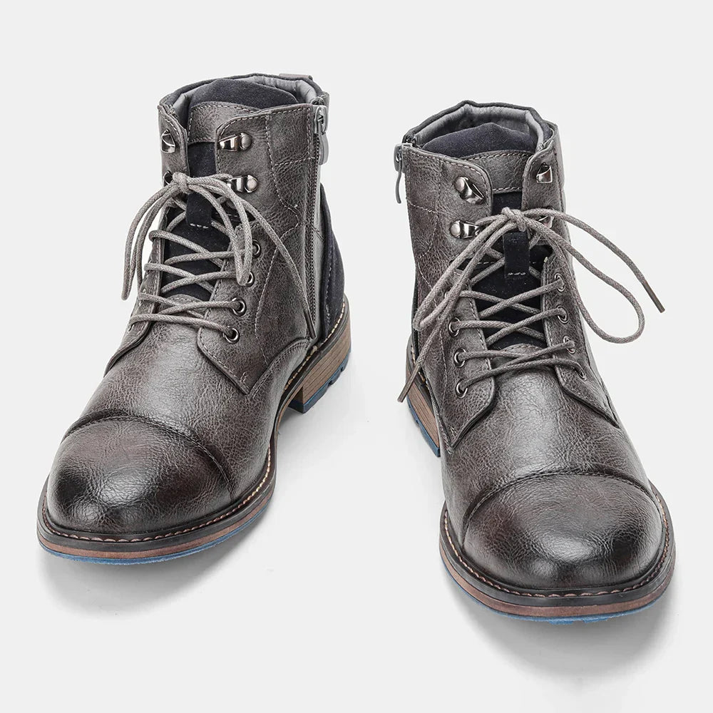 Bota Masculina em Couro Luzzano LN156, couro premium, solado emborrachado, interior acolchoado e design moderno para resistência e conforto.