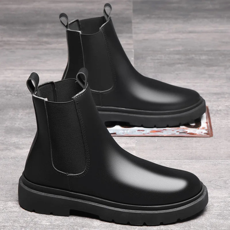 Bota Chelsea Masculina Luzzano LN043 em couro legítimo, com solado antiderrapante e design sofisticado, ideal para looks casuais e formais.