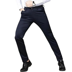Calça Social Masculina Luzzano LN225, com modelagem clássica e acabamento refinado, perfeita para ocasiões formais e profissionais.