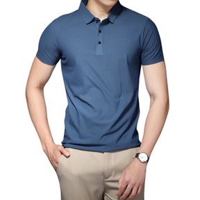 Camisa Polo Masculina em Seda Gelo Luzzano LN023, confeccionada em tecido leve e respirável, com toque sedoso e modelagem sofisticada para um visual refinado.