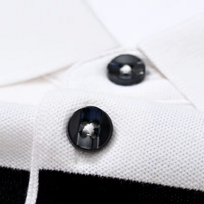 Camisa Polo Masculina Luzzano LN026, confeccionada em algodão premium, com modelagem clássica, bordado sofisticado e respirabilidade para máximo conforto.