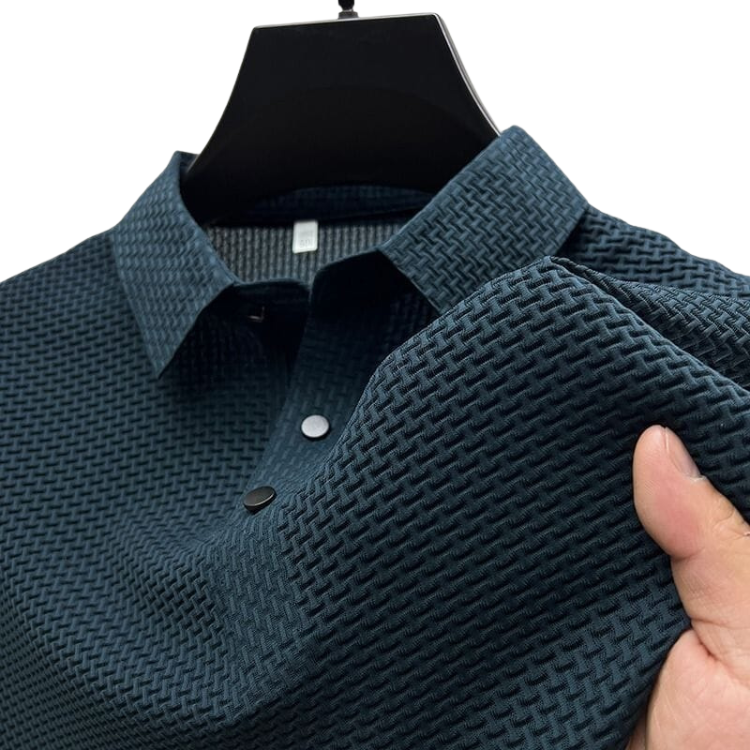 Camisa Polo Masculina Premium Luzzano LN024, confeccionada em tecido leve e respirável, com modelagem refinada e lapela estruturada para um visual sofisticado.