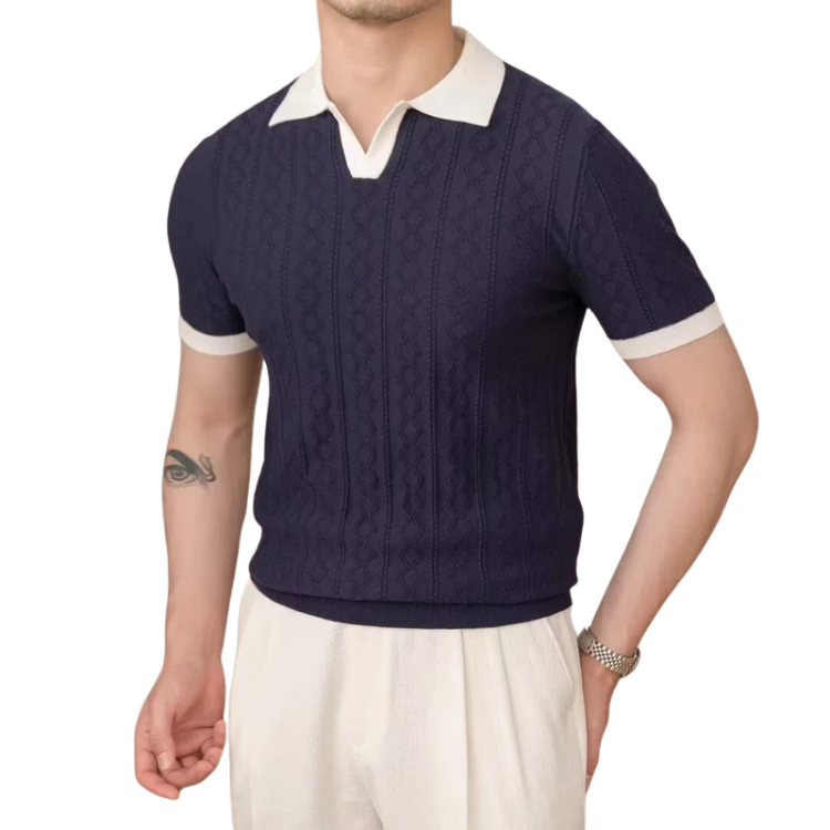 Camisa Polo Masculina Tricot Luzzano LN025, confeccionada em algodão respirável com modelagem slim fit e textura jacquard, ideal para um visual moderno.