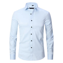 Camisa Social de Algodão Masculina Luzzano LN142, modelagem slim fit, tecido respirável, gola clássica e detalhes sofisticados para um visual impecável.