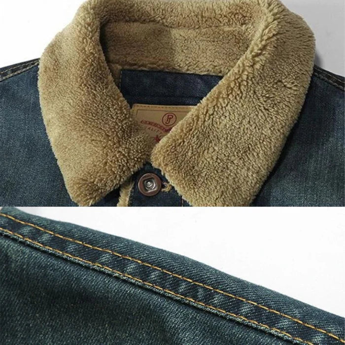 Jaqueta Jeans Masculina Acolchoada Luzzano LN136, confeccionada em jeans premium, com forro acolchoado e modelagem ajustada para proteção térmica e estilo.