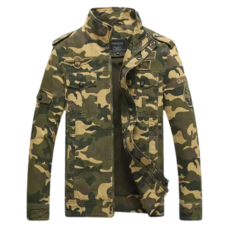 Jaqueta Masculina Camuflada Luzzano LN151, confeccionada em poliéster resistente, com forro acolchoado, fechamento em zíper e design militar moderno.