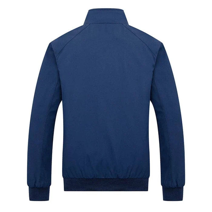 Jaqueta Masculina Casual Luzzano LN152, confeccionada em algodão, lã e poliéster, com forro acolchoado, fechamento em zíper e design impermeável para conforto e sofisticação.