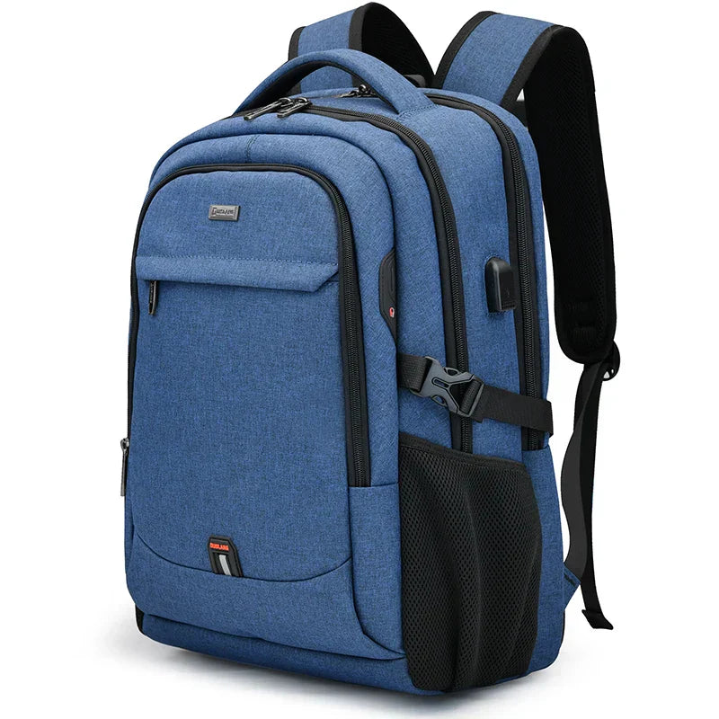 Mochila Executiva Luzzano LN084 com espaço para notebook 17", material impermeável, alças acolchoadas e porta USB integrada.