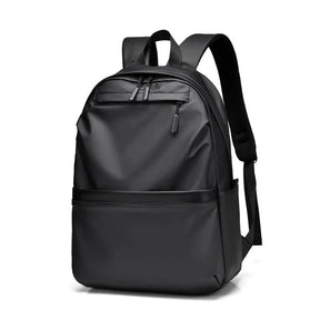 Mochila Executiva Luzzano LN085 com espaço para notebook 15", material impermeável, alças acolchoadas e divisórias organizadoras.