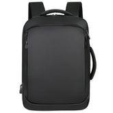 Mochila Executiva Luzzano LN086 com espaço para notebook 15", material impermeável, alças acolchoadas e porta USB para mais praticidade.