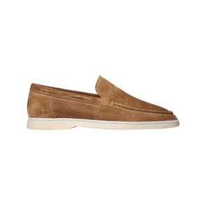 Loafer Masculino Camurça Luzzano LN360 elegante, com camurça refinada, ideal para visuais casuais sofisticados com conforto em ambientes acolhedores.