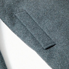 Sobretudo Masculino Curto de Lã LN205, com Lã SoftFleece®, ajuste europeu e proteção térmica para o inverno.