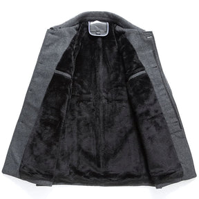 Sobretudo Masculino Curto de Lã LN205, com Lã SoftFleece®, ajuste europeu e proteção térmica para o inverno.
