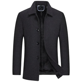 Sobretudo Masculino Curto de Lã LN205, com Lã SoftFleece®, ajuste europeu e proteção térmica para o inverno.